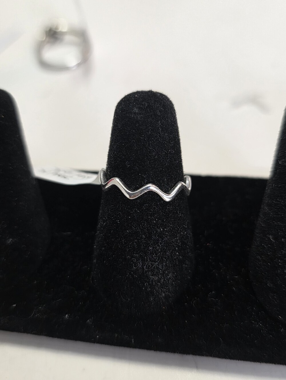 Minimal Wave Silver Ring - Women Jewelry